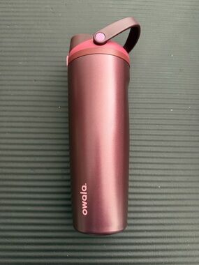 Owalo Stainless Steel Water Bottle in black cherry 40oz